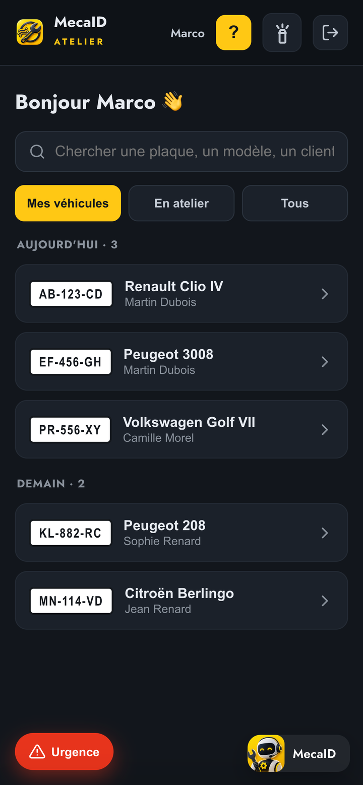 L'app du mécanicien sur son téléphone : ses véhicules du jour